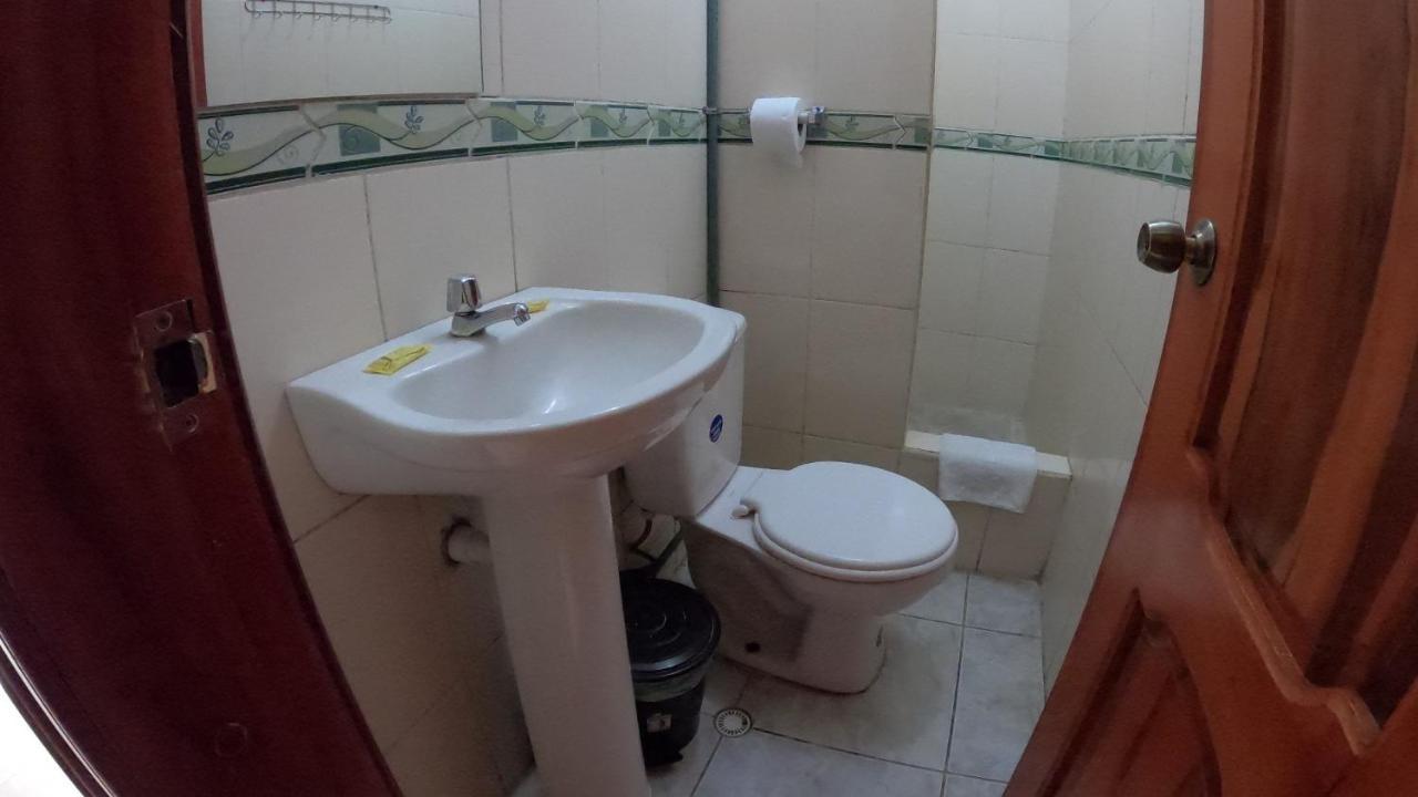 Hostal Casa Montoya Baños Dış mekan fotoğraf